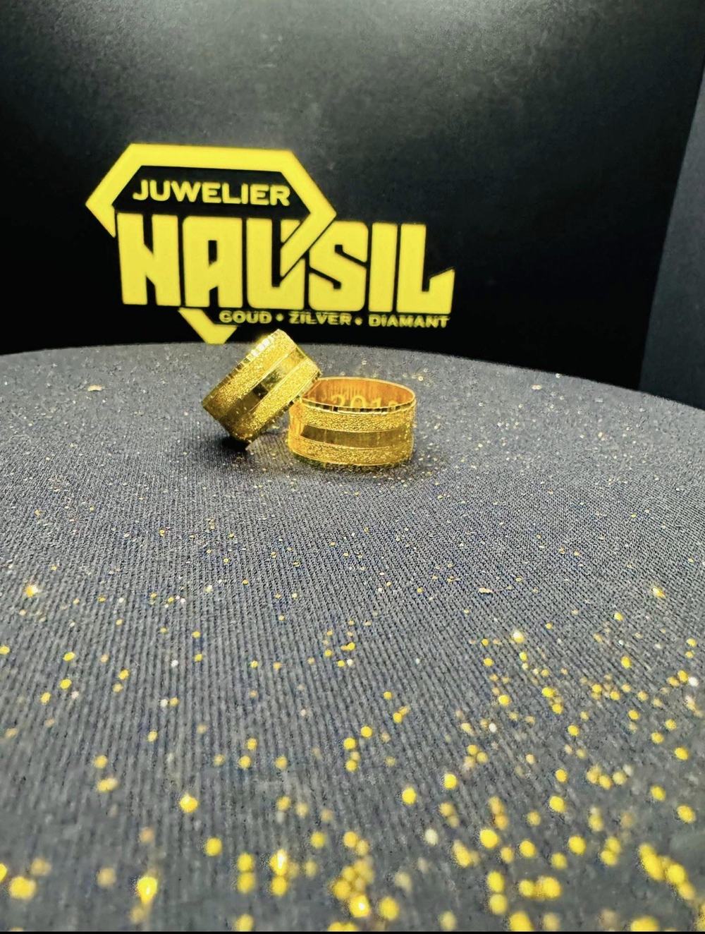Gouden ringen met diamant