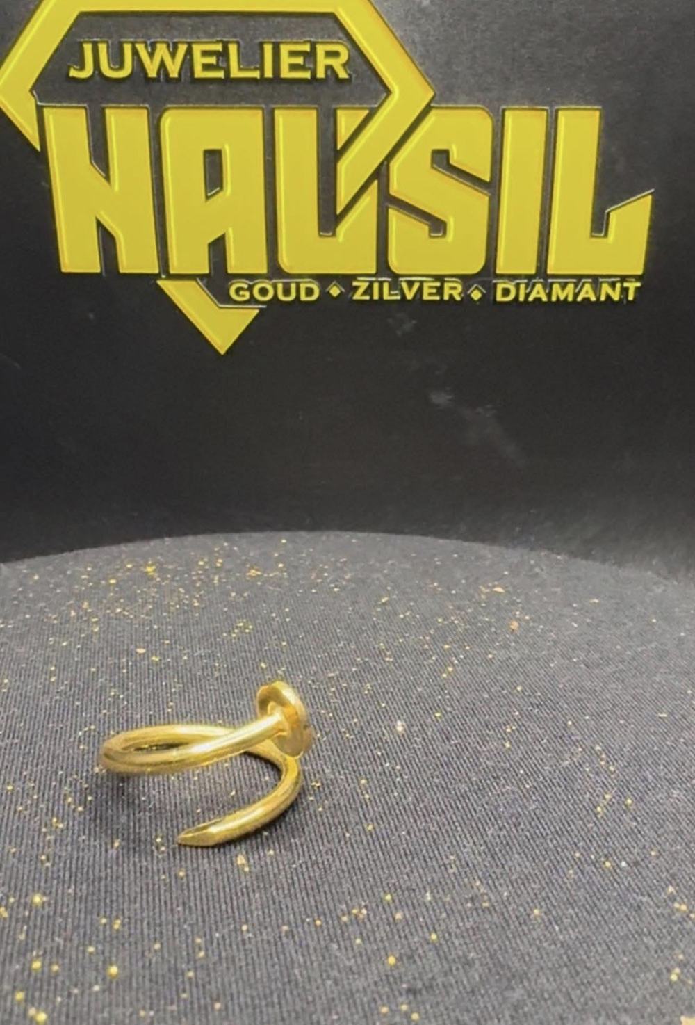 Fijne gouden armband